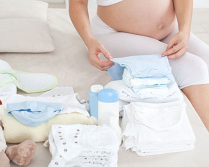 Hành trang mẹ bầu cần mang theo khi đi sinh