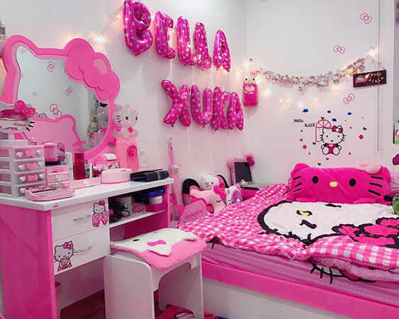 “Phát cuồng” mẫu bàn trang điểm Hello Kitty cho bé gái xinh tươi