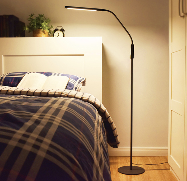 Góc giải đáp: Có nên dùng đèn ngủ đầu giường không?