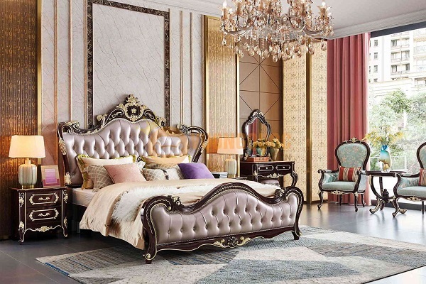 Mẫu giường ngủ gỗ tự nhiên phong cách hoàng gia